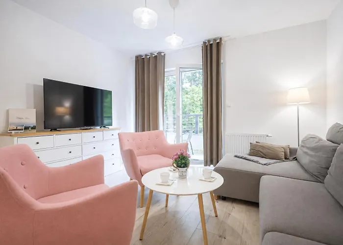 Osiedle Cesarskie Apartamenty - Parking - Apartamenty Bryza